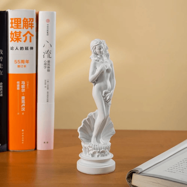 Prachtig beeldje Griekse godin Aphrodite wit (18cm) 