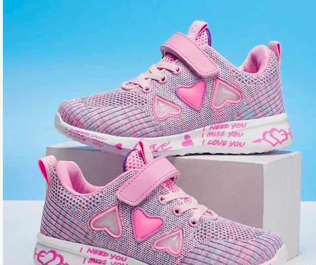 Sportschoenen voor meisjes kleurig met hartjes