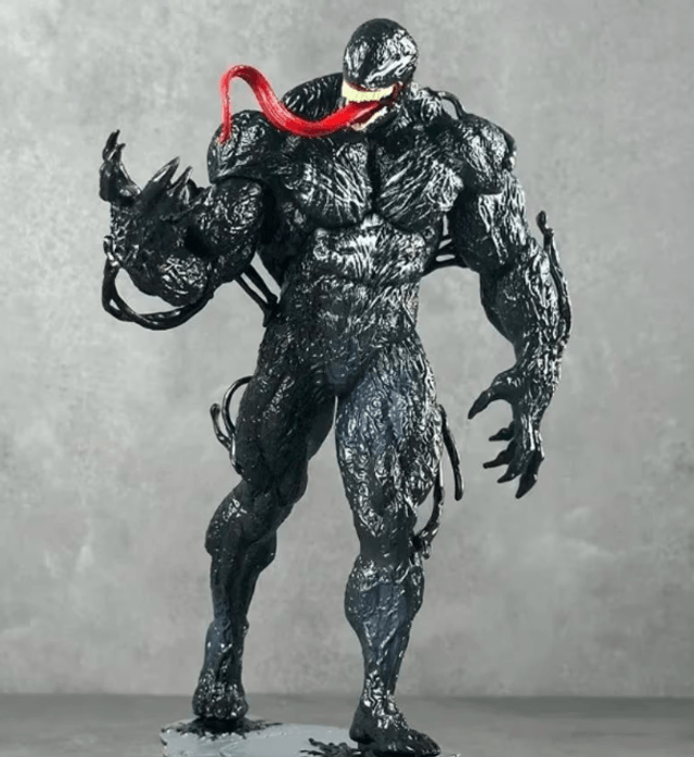 Venom groot actiefiguur met standaard (30cm)