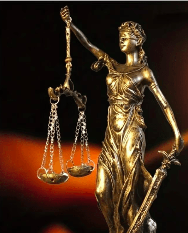 Luxe beeld Vrouwe Justitie / Godin van Gerechtigheid (20cm)