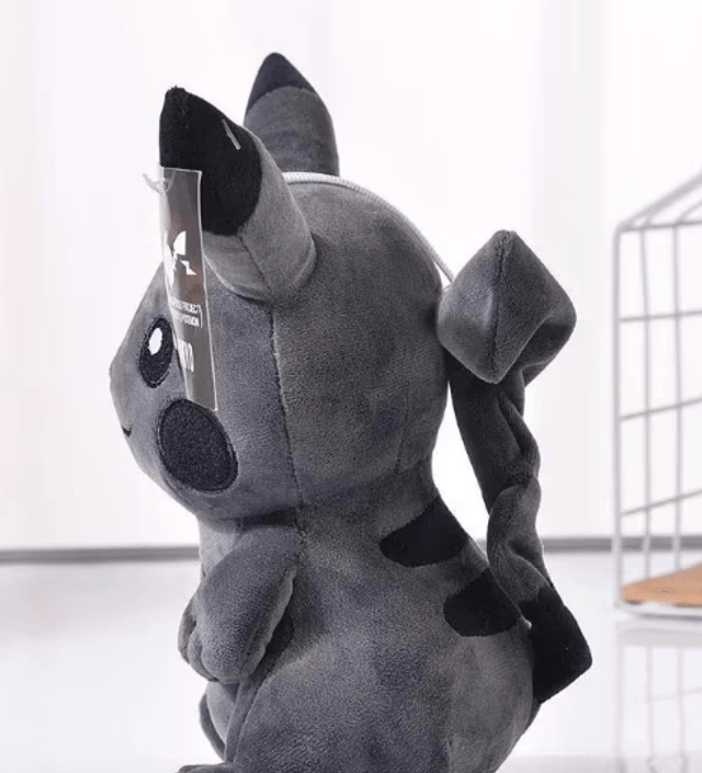 Pokemon grote knuffel Pikachu zwart (25cm)