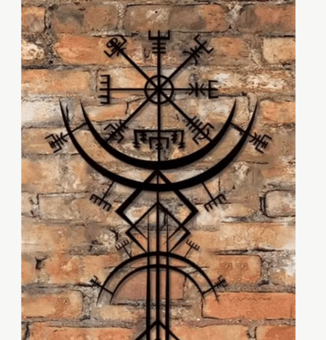 Grote metalen Viking muurhanger (40cm hoog)